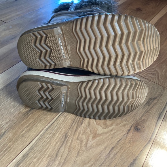 Sorel Women’s Joan Of The Arctic Waterproof Boots - Picture 16 of 16